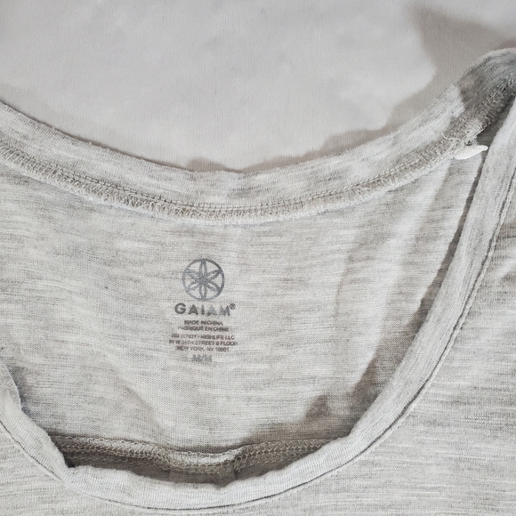 Grey Gaiam tank. Medium - Picture 2 of 4